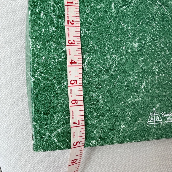 Hand-made ceramic wall-hanging, 8 x 4.5 in. - Picture 11 of 12